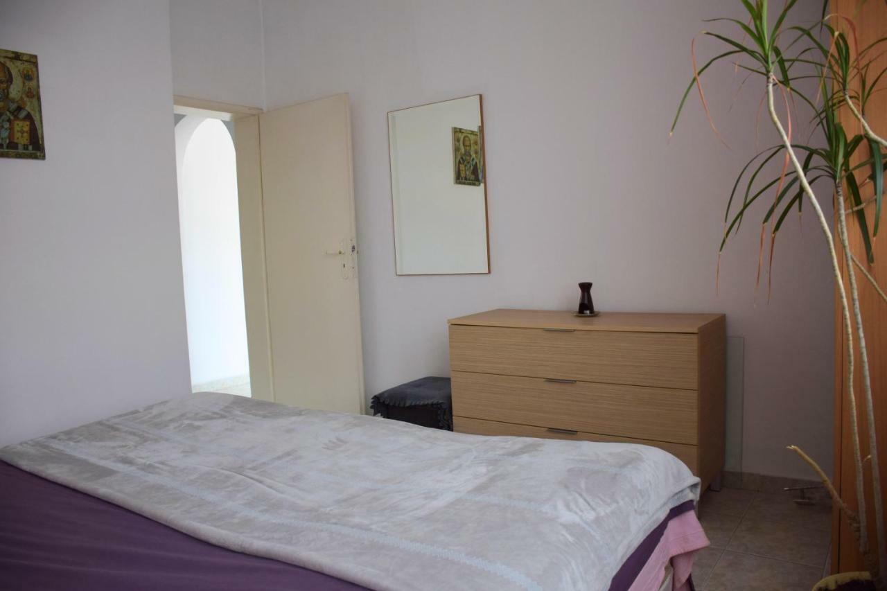 Central Apartment Sofia Bagian luar foto